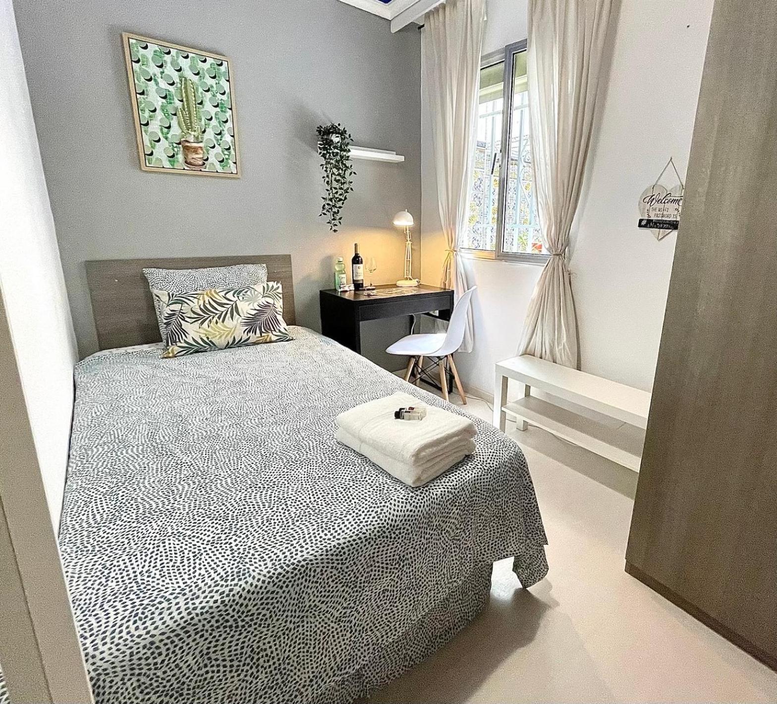 Central Private Bedroom - Comfy&Quiet - Near City Of Arts And Sciences บาเลนเซีย ภายนอก รูปภาพ